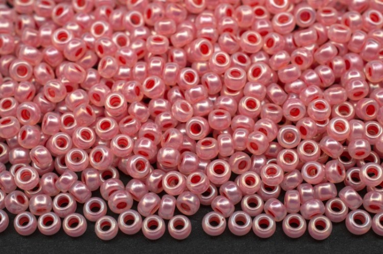 Бисер японский MIYUKI круглый 11/0 #2345 опал/лосось, полуматовый, окрашенный изнутри, 10 грамм Бисер японский MIYUKI круглый 11/0 #2345 опал/лосось, полуматовый, окрашенный изнутри, 10 грамм