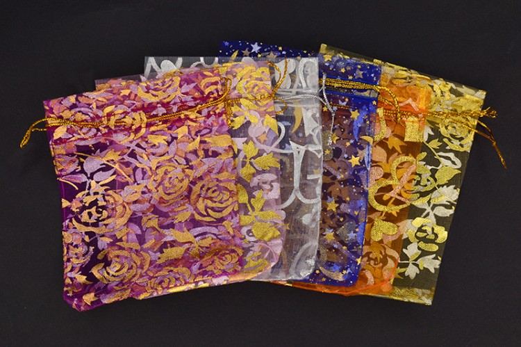 Сумочка из органзы подарочная около 10х12см, ассорти цветов с рисунком, 36-004, 1шт Сумочка из органзы подарочная около 10х12см, ассорти цветов с рисунком, 36-004, 1шт