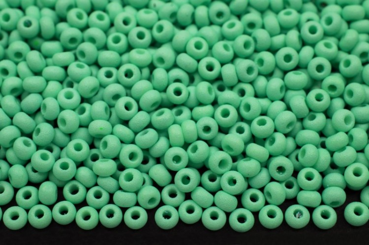 Бисер чешский PRECIOSA круглый 10/0 12911М матовый зеленый непрозрачный, 1 сорт, 50г Бисер чешский PRECIOSA круглый 10/0 12911М матовый зеленый непрозрачный, 1 сорт, 50г