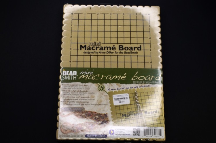 Доска для макраме Beadsmith Mini Macrame Board 27x19x1,5 см, 32-214, 1шт Доска для макраме Beadsmith Mini Macrame Board 27x19x1,5 см, 32-214, 1шт