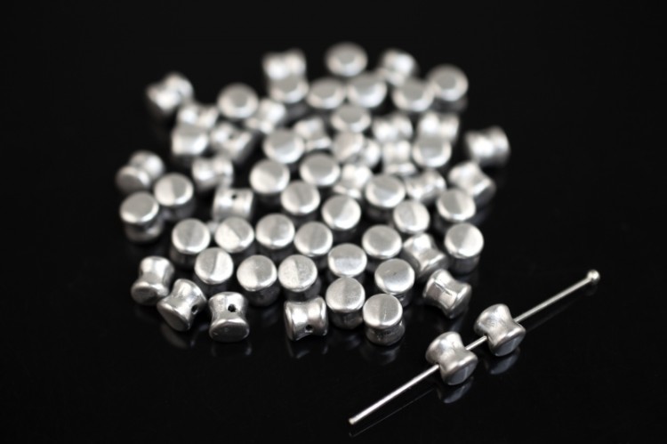 Бусины Pellet beads 6х4мм, отверстие 0,5мм, цвет 00030/01700 Crystal, Silver Bronz, 732-001, 10г (около 60шт) Бусины Pellet beads 6х4мм, отверстие 0,5мм, цвет 00030/01700 Crystal, Silver Bronz, 732-001, 10г (около 60шт)