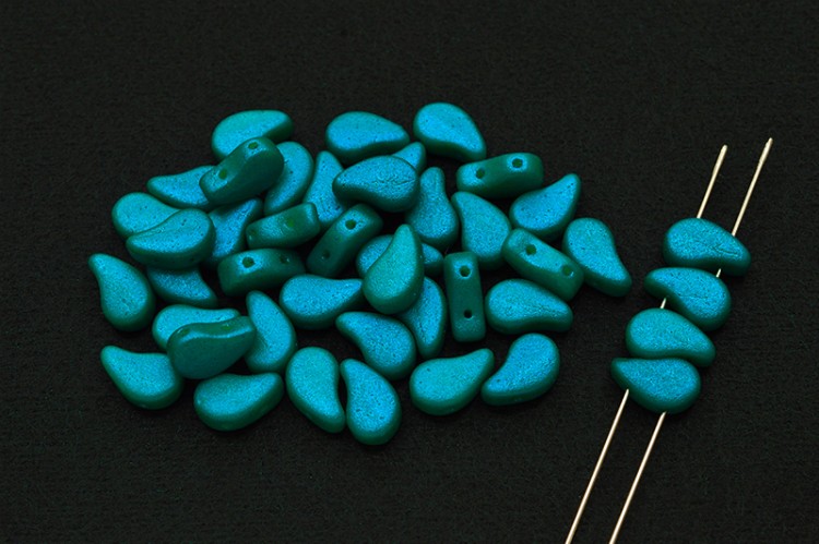 Бусины PaisleyDuo 8х5мм, отверстие 0,8мм, цвет 02010/24514 Tropical Rainforest, 751-047, 10г (около 37шт) Бусины PaisleyDuo 8х5мм, отверстие 0,8мм, цвет 02010/24514 Tropical Rainforest, 751-047, 10г (около 37шт)