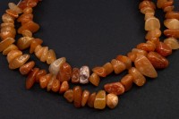 Каменная крошка Природный авантюрин около 5-8мм, отверстие 0,5мм, цвет оранжевый, 522-011, 10г (около 20см, около 50шт)