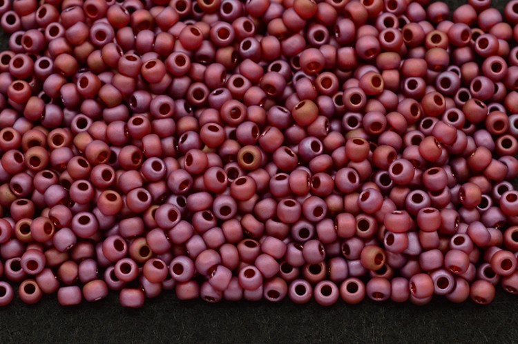 Бисер японский TOHO круглый 11/0 #0332F малиновый матовый, золотое сияние, 10 грамм Бисер японский TOHO круглый 11/0 #0332F малиновый матовый, золотое сияние, 10 грамм