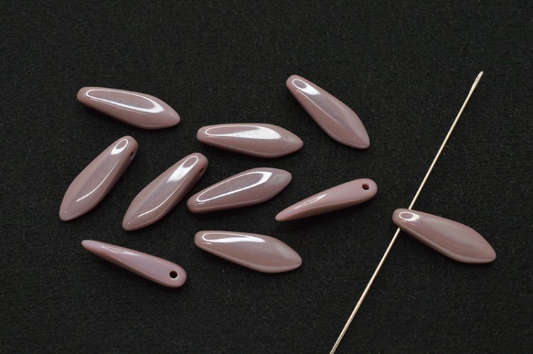 Бусины Dagger beads 16х5мм, отверстие 0,8мм, цвет 23020/27903 сиреневый непрозрачный, 736-148, 10шт Бусины Dagger beads 16х5мм, отверстие 0,8мм, цвет 23020/27903 сиреневый непрозрачный, 736-148, 10шт