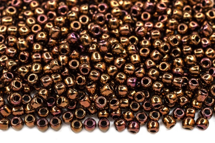 Бисер японский TOHO круглый 11/0 #0501 бронзовая корица, металлизированный золотом, 10 грамм Бисер японский TOHO круглый 11/0 #0501 бронзовая корица, металлизированный золотом, 10 грамм