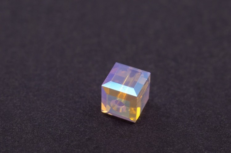 Бусина куб Swarovski 5601 #395 SHIMB 4мм Rose Water Opal Shimmer B, 5601-4-395-963, 1шт Бусина куб Swarovski 5601 #395 SHIMB 4мм Rose Water Opal Shimmer B, 5601-4-395-963, 1шт