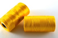 Нитки Doli для кистей и вышивки, цвет 3671 желтый, 100% вискоза, 500м, 1шт