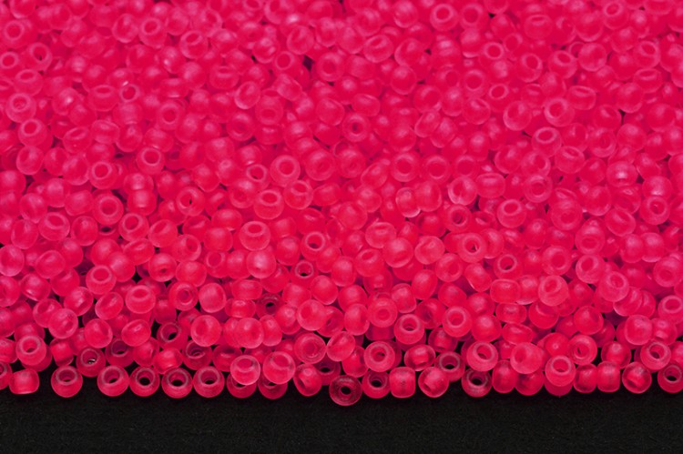 Бисер чешский PRECIOSA круглый 10/0 38777М матовый прозрачный розовый неон, 1 сорт, 50 г Бисер чешский PRECIOSA круглый 10/0 38777М матовый прозрачный розовый неон, 1 сорт, 50 г