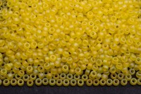 Бисер японский MIYUKI круглый 11/0 #0136FR желтый, матовый радужный прозрачный, 10 грамм