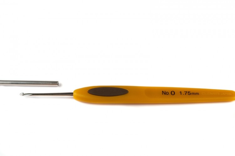 Крючок для вязания Clover Soft Touch 1,75 мм, артикул 1020, 1шт Крючок для вязания Clover Soft Touch 1,75 мм, артикул 1020, 1шт