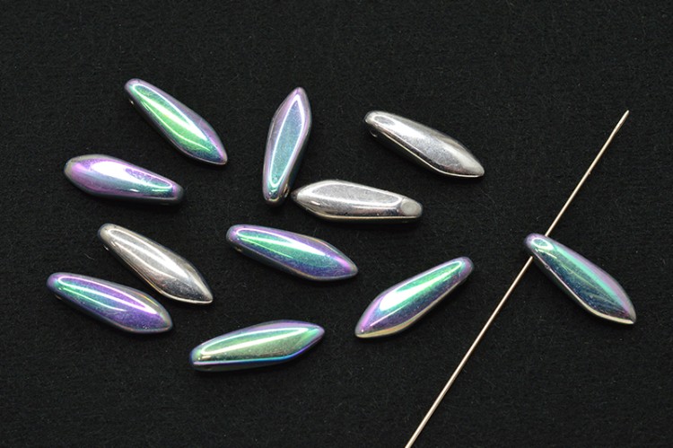 Бусины Dagger beads 16х5мм, отверстие 0,8мм, цвет 00030/98553 серебро радужный/Crystal, 736-142, 10шт Бусины Dagger beads 16х5мм, отверстие 0,8мм, цвет 00030/98553 серебро радужный/Crystal, 736-142, 10шт
