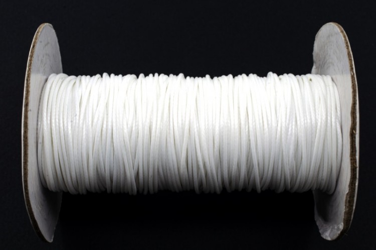 Шнур вощеный толщина 1мм, цвет белый, полиэфир, 53-022, 1 метр Шнур вощеный толщина 1мм, цвет белый, полиэфир, 53-022, 1 метр