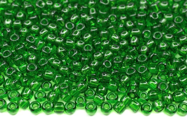 Бисер японский TOHO круглый 11/0 #0007B зеленая трава, прозрачный, 10 грамм Бисер японский TOHO круглый 11/0 #0007B зеленая трава, прозрачный, 10 грамм