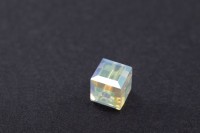 Бусина куб Swarovski 5601 #234 SHIMB 4мм White Opal Shimmer B, 5601-4-234-963, 1шт