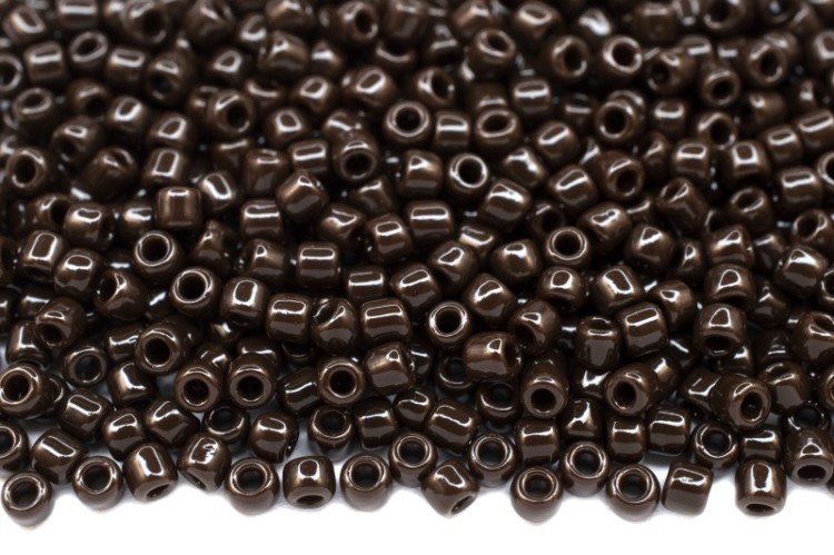 Бисер японский TOHO круглый 11/0 #0046D шоколад, непрозрачный, 10 грамм Бисер японский TOHO круглый 11/0 #0046D шоколад, непрозрачный, 10 грамм