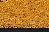 Бисер японский MIYUKI Delica цилиндр 11/0 DB-2302 лимон, глазурованный непрозрачный матовый радужный, 5 грамм