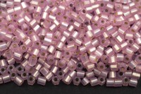 Бисер японский TOHO Hexagon шестиугольный 11/0 #2120 молочный нежно-розовый, серебряная линия внутри, 5 грамм