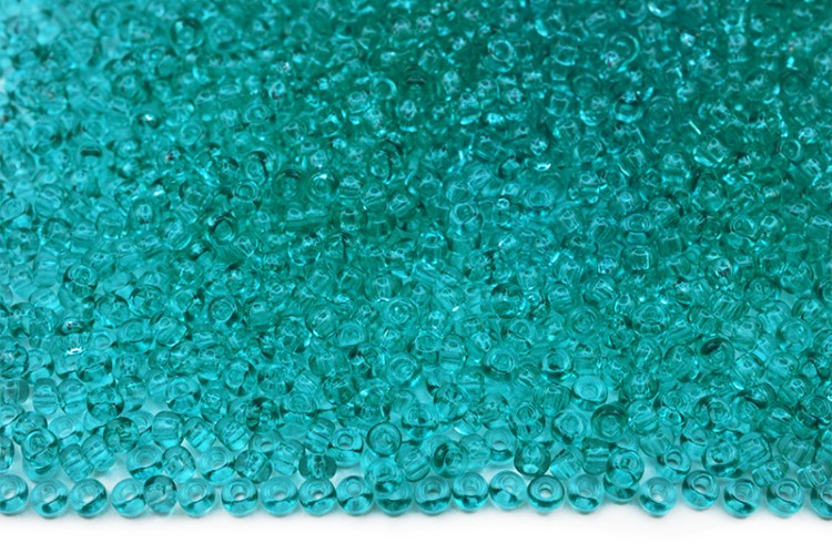 Бисер чешский PRECIOSA круглый 10/0 01165 бирюзовый прозрачный, 1 сорт, 50г Бисер чешский PRECIOSA круглый 10/0 01165 бирюзовый прозрачный, 1 сорт, 50г