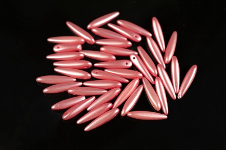 Бусины Thorn beads 5х16мм, цвет 02010/25007 розовый пастель, 719-030, около 10г (около 32шт) Бусины Thorn beads 5х16мм, цвет 02010/25007 розовый пастель, 719-030, около 10г (около 32шт)