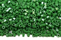 Бисер японский TOHO Hexagon шестиугольный 15/0 #0047H зеленая сосна, непрозрачный, 5 грамм