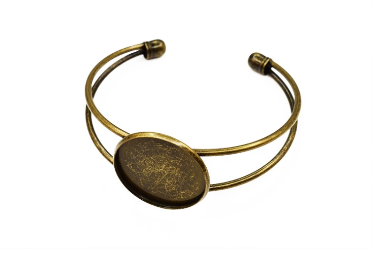 Основа для браслета под кабошон 60мм, размер кабошона 25мм, цвет античная бронза, латунь, 16-018, 1шт Основа для браслета под кабошон 60мм, размер кабошона 25мм, цвет античная бронза, латунь, 16-018, 1шт