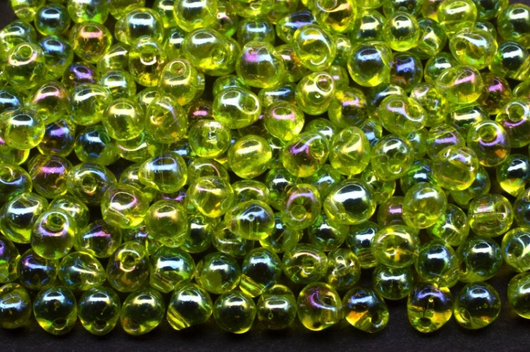 Бисер MIYUKI Drops 3,4мм #0258 перидот, радужный прозрачный, 10 грамм Бисер MIYUKI Drops 3,4мм #0258 перидот, радужный прозрачный, 10 грамм
