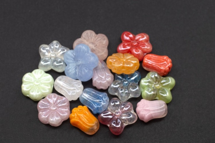 Бусины МИКС №021 Preciosa, ассорти цветов, стеклянные, 25г (около 34шт) Бусины МИКС №021 Preciosa, ассорти цветов, стеклянные, 25г (около 34шт)