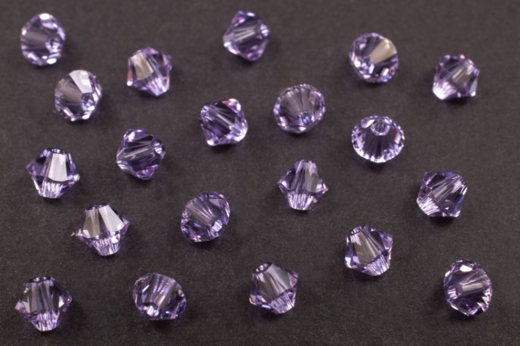 Бусина биконус Swarovski 5328 #371 4мм Violet, 5328-4-371, 20шт Бусина биконус Swarovski 5328 #371 4мм Violet, 5328-4-371, 20шт
