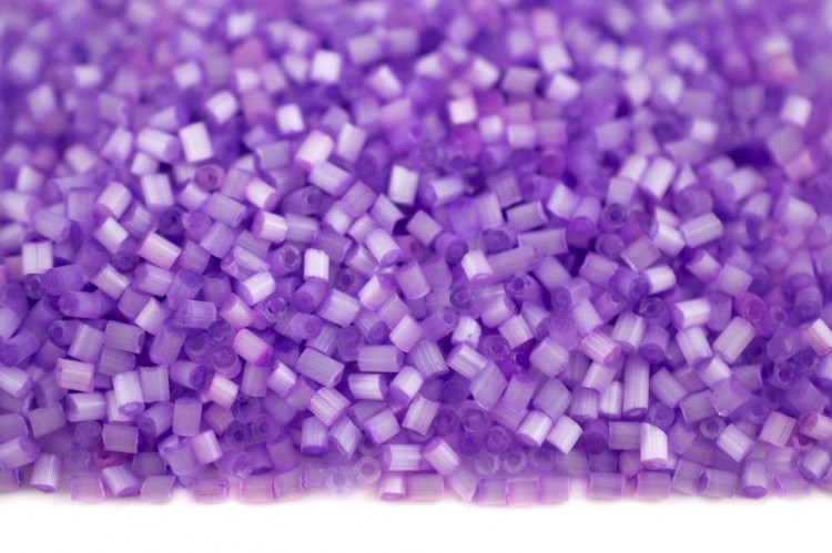 Сатиновая рубка размер 11/0, цвет 0379 фиолетовый, 450г Сатиновая рубка размер 11/0, цвет 0379 фиолетовый, 450г