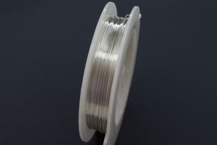 Проволока Artistic Wire 22 Ga (0,64мм), цвет Non Tarnish Silver (не темнеющий серебристый), материал: медь, покрытая серебром, 1009-032, катушка 38м Проволока Artistic Wire 22 Ga (0,64мм), цвет Non Tarnish Silver (не темнеющий серебристый), материал: медь, покрытая серебром, 1009-032, катушка 38м