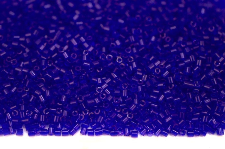 Бисер чешский PRECIOSA рубка 0,5&quot;(1,25мм) 30080 синий прозрачный, 50г Бисер чешский PRECIOSA рубка 0,5"(1,25мм) 30080 синий прозрачный, 50г