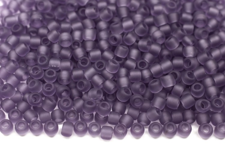 Бисер японский TOHO круглый 11/0 #0019F сахарная слива, матовый прозрачный, 10 грамм Бисер японский TOHO круглый 11/0 #0019F сахарная слива, матовый прозрачный, 10 грамм