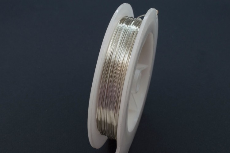 Проволока Artistic Wire 20 Ga (0,81мм), цвет Non Tarnish Silver (не темнеющий серебристый), медь, покрытая серебром, 1009-031, катушка 24м Проволока Artistic Wire 20 Ga (0,81мм), цвет Non Tarnish Silver (не темнеющий серебристый), медь, покрытая серебром, 1009-031, катушка 24м
