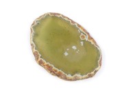 Срез Агата природного, оттенок зеленый, 63х45х6мм, отверстие 2мм, 37-242, 1шт