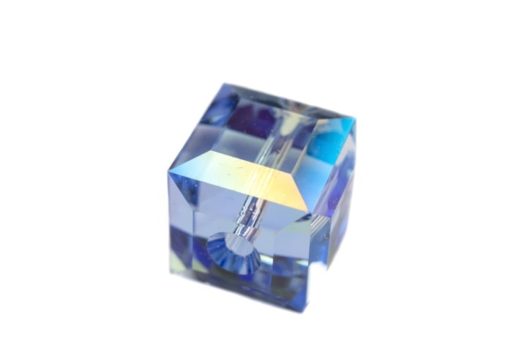 Бусина куб Swarovski 5601 #211 SHIMB 8мм Light Sapphire Shimmer B, 5601-8-211-963, 1шт Бусина куб Swarovski 5601 #211 SHIMB 8мм Light Sapphire Shimmer B, 5601-8-211-963, 1шт