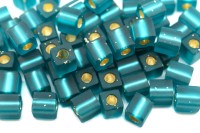 Бисер японский Miyuki Cube кубический 4мм #2425F чирок матовый, серебряная линия внутри, 10 грамм