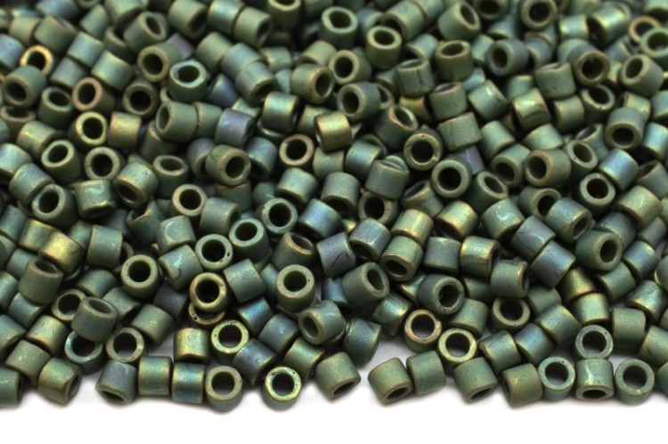 Бисер японский MIYUKI Delica цилиндр 10/0 DBM-0373 зеленый лист, матовый металлизированный, 5 грамм Бисер японский MIYUKI Delica цилиндр 10/0 DBM-0373 зеленый лист, матовый металлизированный, 5 грамм