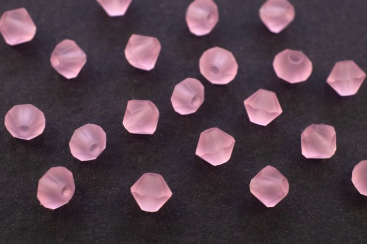 Бусины биконусы хрустальные 4мм, цвет PINK SAPPHIRE MATT, 746-131, 20шт Бусины биконусы хрустальные 4мм, цвет PINK SAPPHIRE MATT, 746-131, 20шт