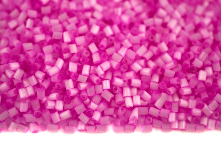 Сатиновая рубка размер 11/0, цвет 0366 розовый, 450г Сатиновая рубка размер 11/0, цвет 0366 розовый, 450г