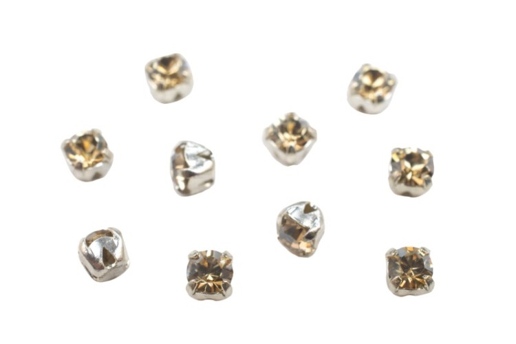 Шатоны Preciosa Maxima 3,2мм в оправе, цвет crystal DF Golden Honey/silver, 63-223, 10шт Шатоны Preciosa Maxima 3,2мм в оправе, цвет crystal DF Golden Honey/silver, 63-223, 10шт