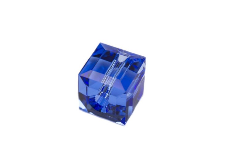 Бусина куб Swarovski 5601 #206 6мм Sapphire, 5601-6-206, 1шт Бусина куб Swarovski 5601 #206 6мм Sapphire, 5601-6-206, 1шт