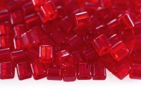 Бисер японский TOHO Cube кубический 4мм #0005C рубин, прозрачный, 5 грамм