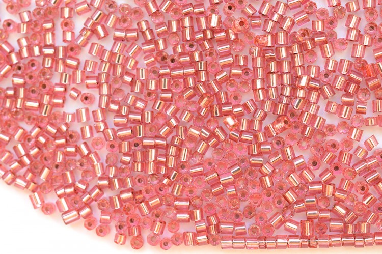 Бисер чешский PRECIOSA рубка 10/0 08297 розовый, серебряная линия внутри, 50г Бисер чешский PRECIOSA рубка 10/0 08297 розовый, серебряная линия внутри, 50г