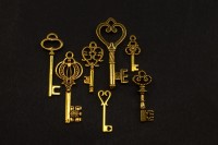Подвеска Ключи МИКС 23-45х7-18х1,5-3 мм, отверстие 2-3мм, цвет античное золото, сплав металлов, 22-317, 10г (~3-5шт)