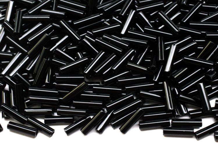 Бисер японский Miyuki Bugle стеклярус 6мм #0074 черный, непрозрачный, 10 грамм Бисер японский Miyuki Bugle стеклярус 6мм #0074 черный, непрозрачный, 10 грамм